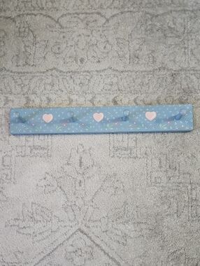 Hand Crafted Blue and Pink Wooden Heart Wall Peg Hook Rack